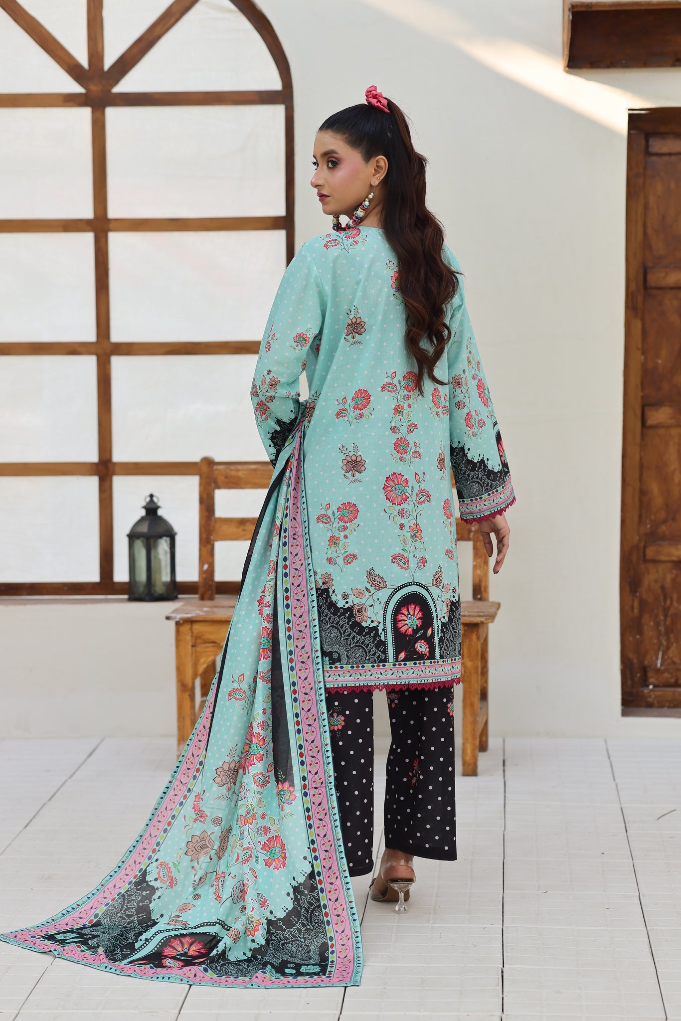 ZZ-UN-26009  Mint Bloom Printed 3-Piece Lawn