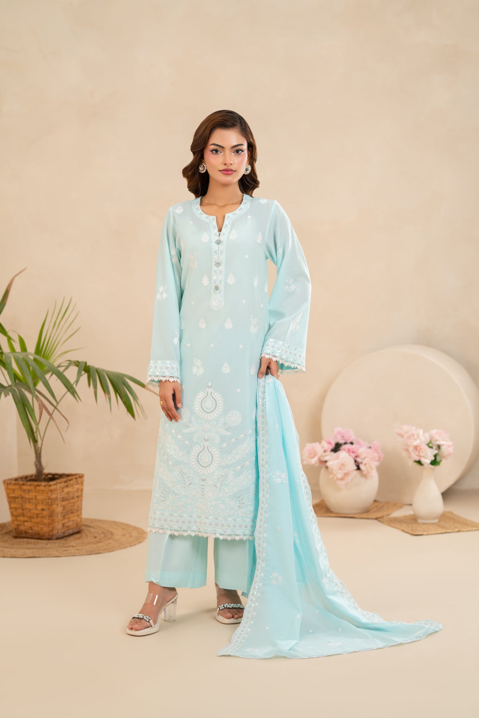 Embroidered Lawn 3-Piece Aqua Tint  ZZ-EMB-26043