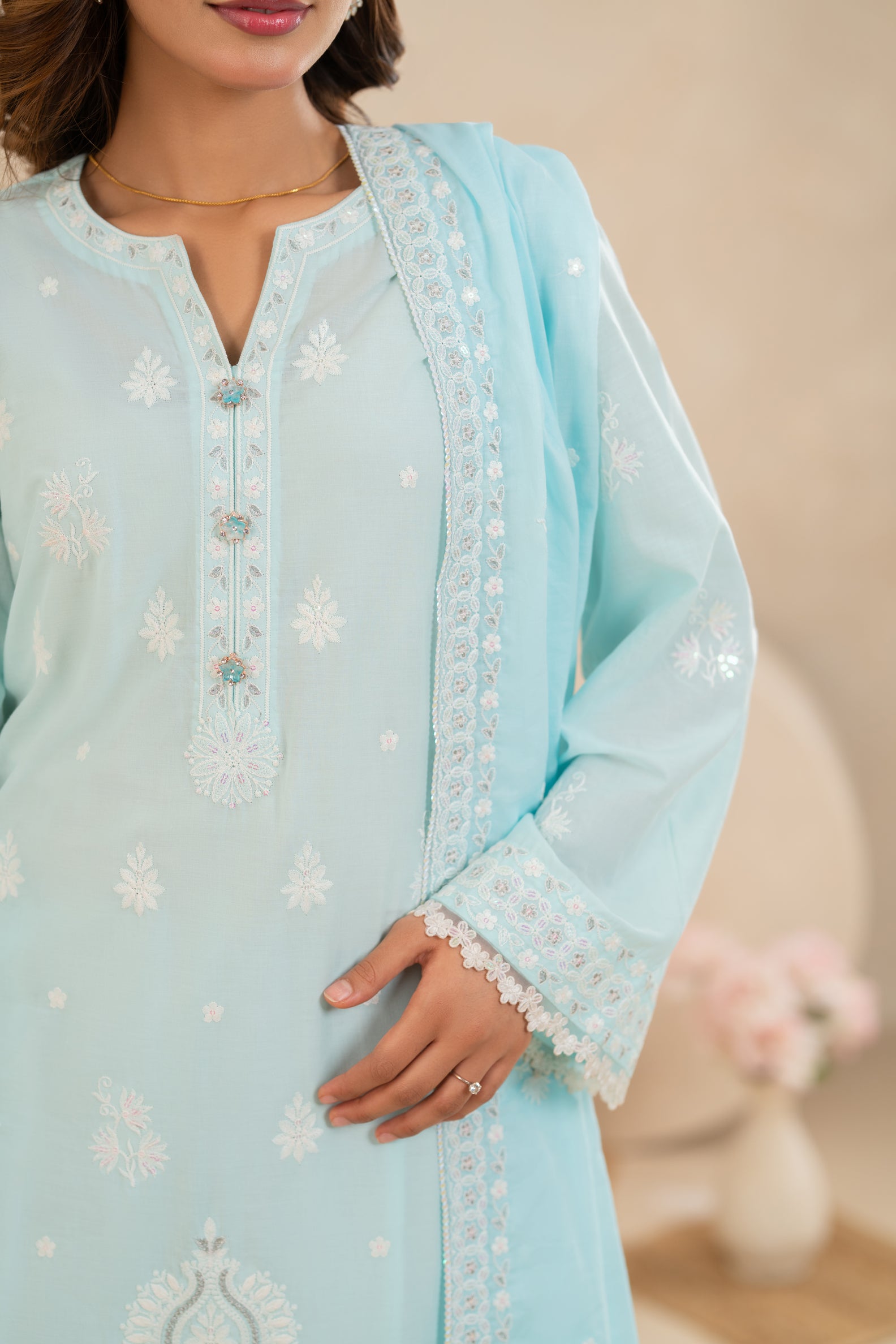 Embroidered Lawn 3-Piece Aqua Tint  ZZ-EMB-26043