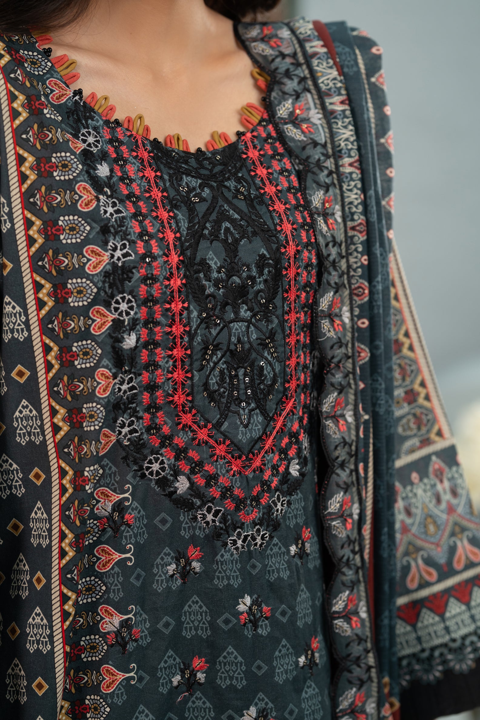 Charcoal Heritage Print + Embroidery Unstitched 3-Piece ZZ-DK-26044