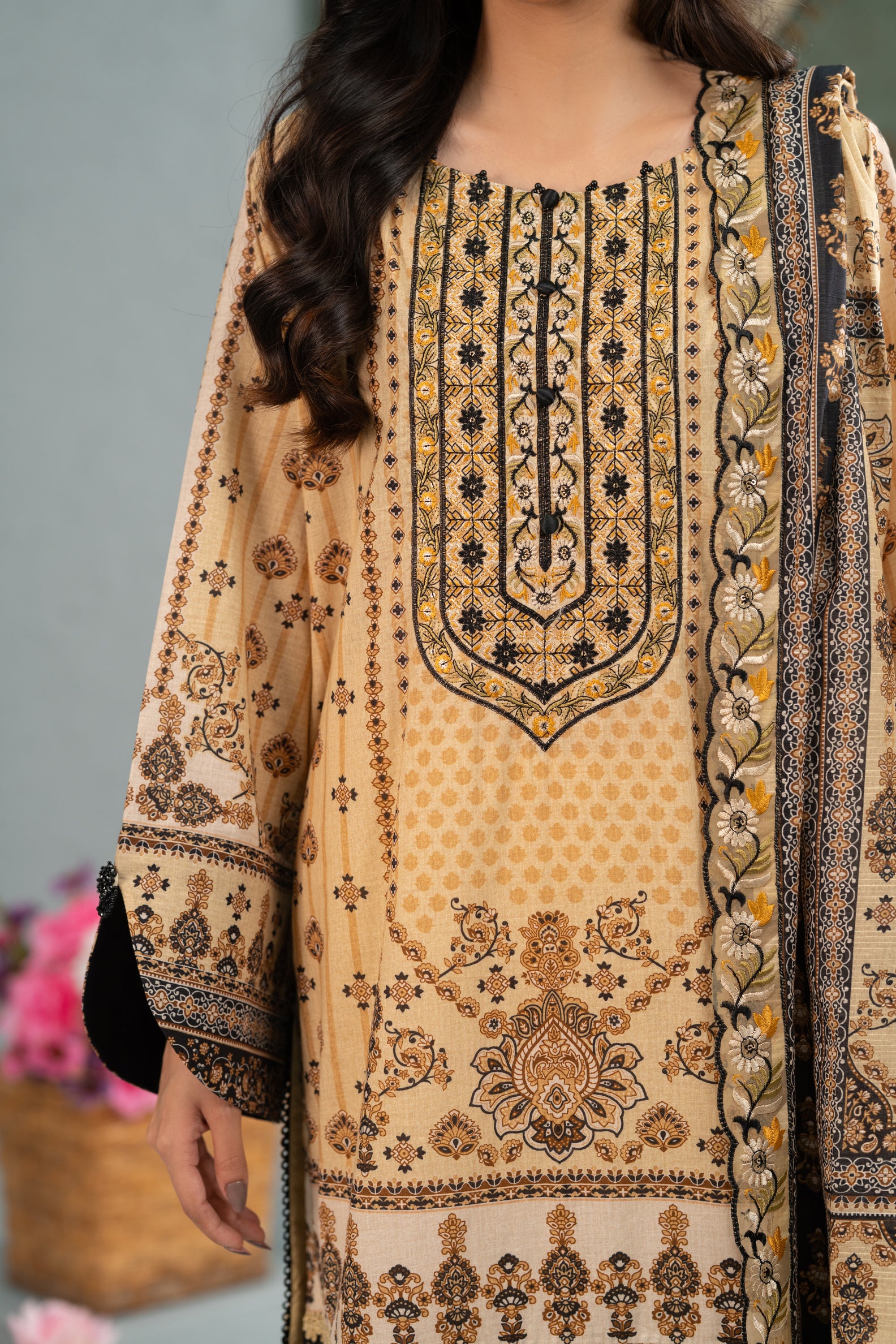Desert Élan Print + Embroidery Unstitched 3-Piece ZZ-DK-26046